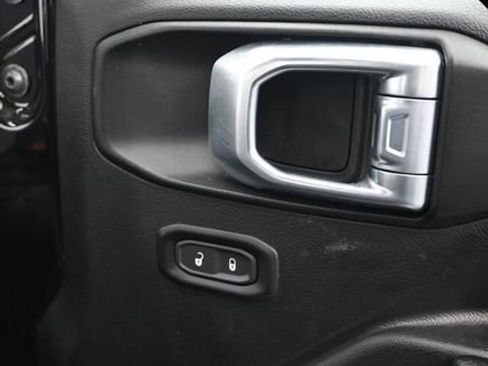 Used 2021 Jeep Wrangler Unlimited Sport image 37
