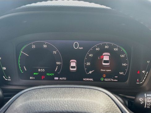 Certified 2024 Honda Accord Sport image 11