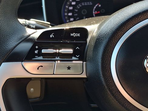 Used 2023 Hyundai Santa Cruz SEL image 22