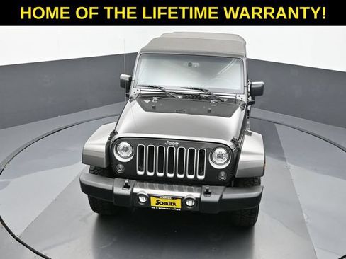 Used 2017 Jeep Wrangler Unlimited Sahara w/ Max Tow Package AWD/4WD image 59