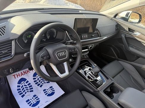 Used 2025 Audi Q5 e Premium Plus w/ Premium Plus Package image 17