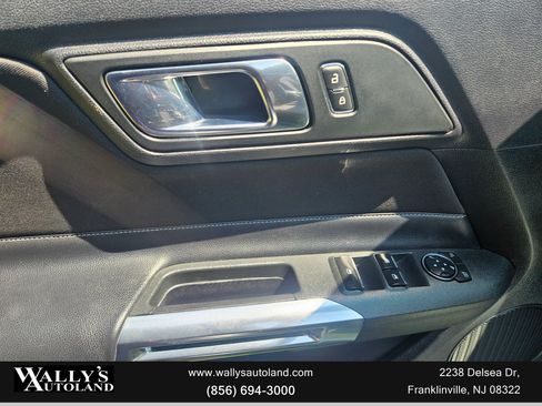 Used 2019 Ford Mustang Convertible image 33