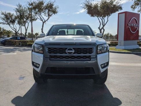 Certified 2025 Nissan Frontier SV w/ SV Convenience Package image 11