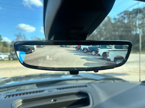 Used 2021 GMC Sierra 1500 AT4 w/ AT4 Premium Package image 17