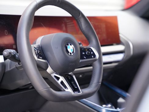 Used 2025 BMW X3 xDrive30i w/ Premium Package image 6