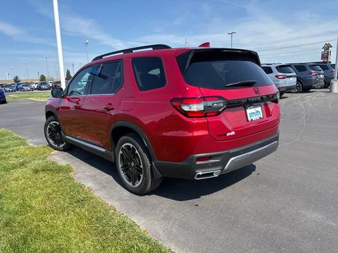 New 2026 Honda Pilot Touring image 5