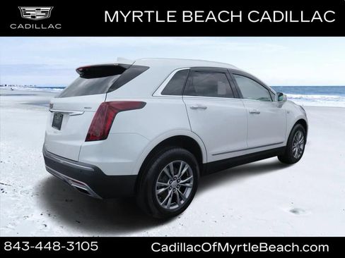 Used 2020 Cadillac XT5 Premium Luxury FWD image 3