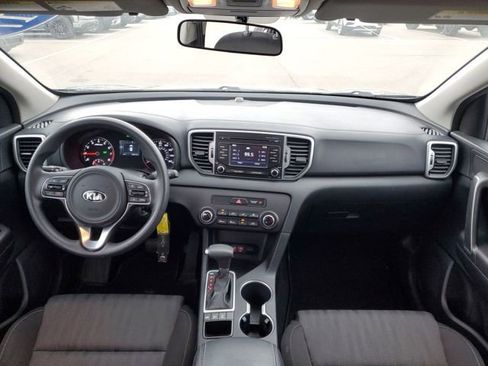 Used 2017 Kia Sportage LX image 23