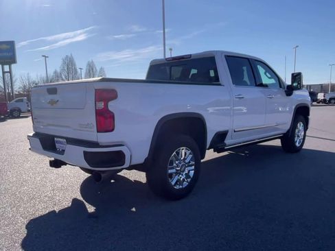 Certified 2024 Chevrolet Silverado 3500 High Country image 8