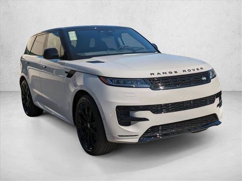 Used 2025 Land Rover Range Rover Sport Dynamic SE AWD/4WD image 7