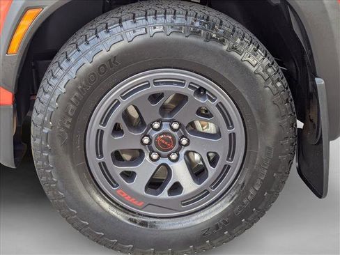 Certified 2025 Nissan Frontier Pro-X RWD image 23