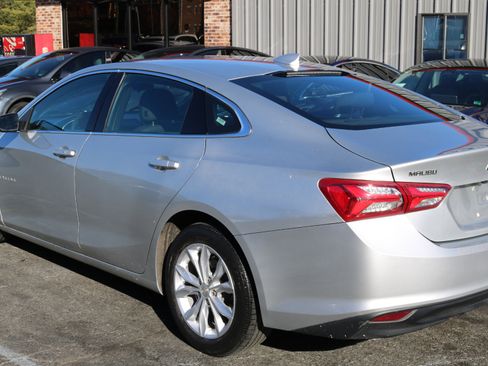 Used 2022 Chevrolet Malibu LT image 6