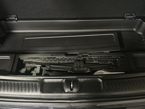 Used 2022 Jeep Wagoneer Series II image 9