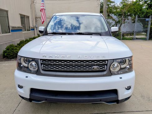 Used 2011 Land Rover Range Rover Sport Supercharged AWD/4WD image 2