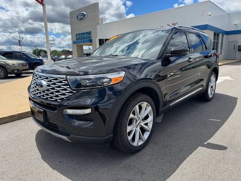 Certified 2022 Ford Explorer Platinum w/ Equipment Group 601A AWD/4WD image 4