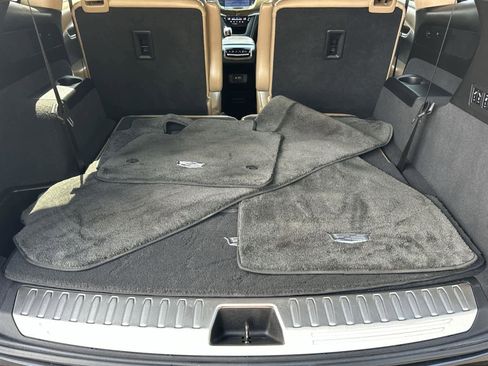 Used 2020 Cadillac XT6 Sport w/ Platinum Package image 20