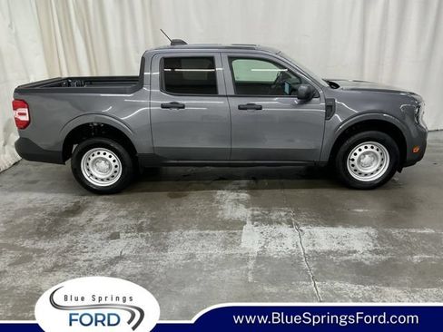Used 2025 Ford Maverick XL FWD image 1