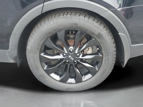 Used 2019 Kia Sorento S AWD/4WD image 30