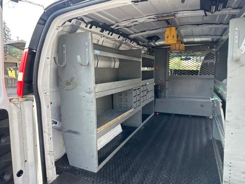 Used 2011 Chevrolet Express 1500 AWD w/ Power Package image 34