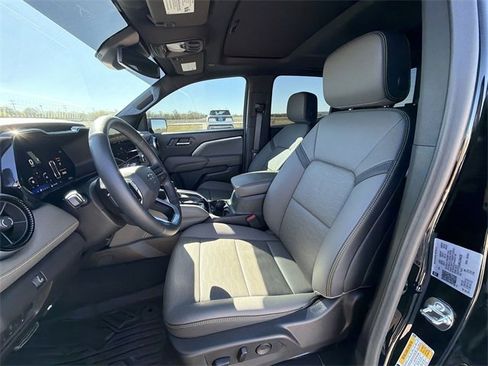 Certified 2024 Chevrolet Colorado ZR2 w/ ZR2 Convenience Package III image 18