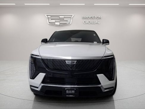 New 2025 Cadillac Escalade IQ Luxury 1 image 2