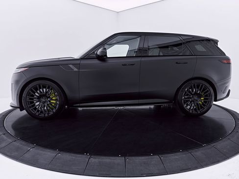 Used 2026 Land Rover Range Rover Sport SV AWD/4WD image 15