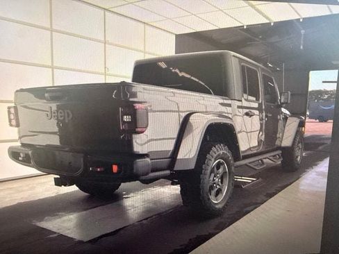 Used 2023 Jeep Gladiator Rubicon w/ LED Lighting Group AWD/4WD image 3