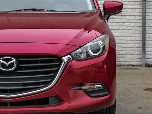 Used 2018 MAZDA MAZDA3 Touring image 44