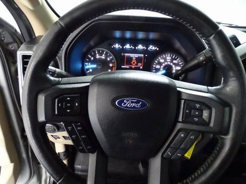 Used 2020 Ford F150 XLT w/ Equipment Group 302A Luxury image 6