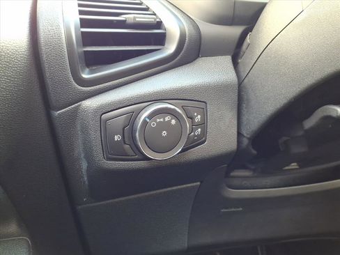 Certified 2022 Ford EcoSport SE w/ SE Convenience Package image 19