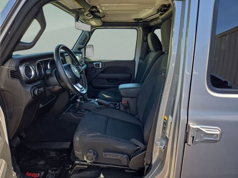 Certified 2021 Jeep Wrangler Unlimited Sahara image 20