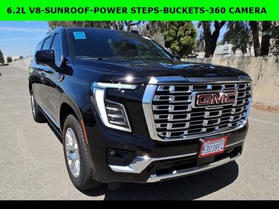 Used 2025 GMC Yukon XL Denali w/ Sun & Power Step Package