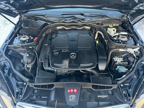 Used 2012 Mercedes-Benz E 350 4MATIC Sedan image 19