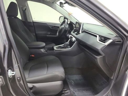 Certified 2024 Toyota RAV4 LE AWD/4WD image 14