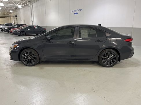 Used 2026 Toyota Corolla SE image 5