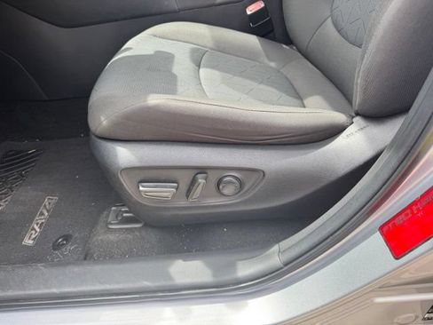 Used 2023 Toyota RAV4 XLE w/ Convenience Package FWD image 14
