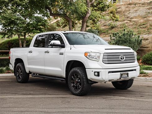 Used 2017 Toyota Tundra Platinum RWD image 7