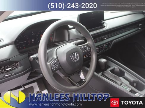 Used 2023 Honda Accord EX image 11