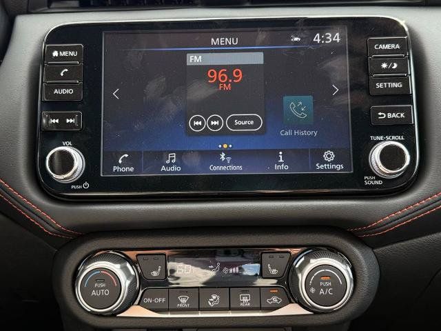 New 2025 Nissan Versa SR w/ Trunk Package FWD image 27
