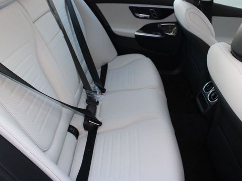 Used 2026 Mercedes-Benz C 300 Sedan image 32
