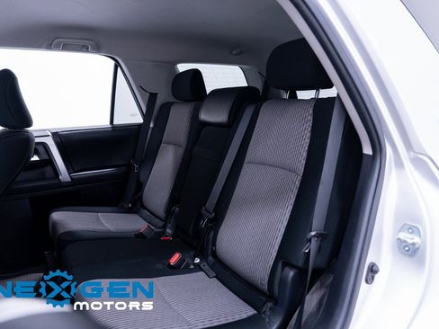 Used 2020 Toyota 4Runner SR5 image 38