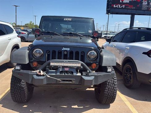 Used 2008 Jeep Wrangler Unlimited Rubicon w/ Dual Top Group AWD/4WD image 8