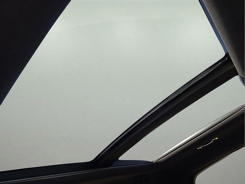 Used 2024 Lexus RX 450h AWD w/ Luxury Package image 30