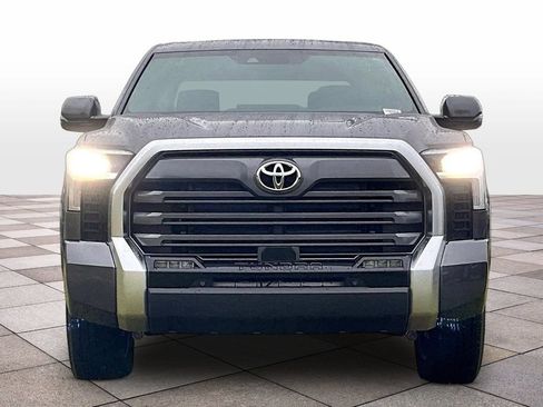 Used 2026 Toyota Tundra Limited AWD/4WD image 3