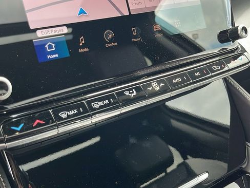 Used 2024 Jeep Wagoneer Series II image 24