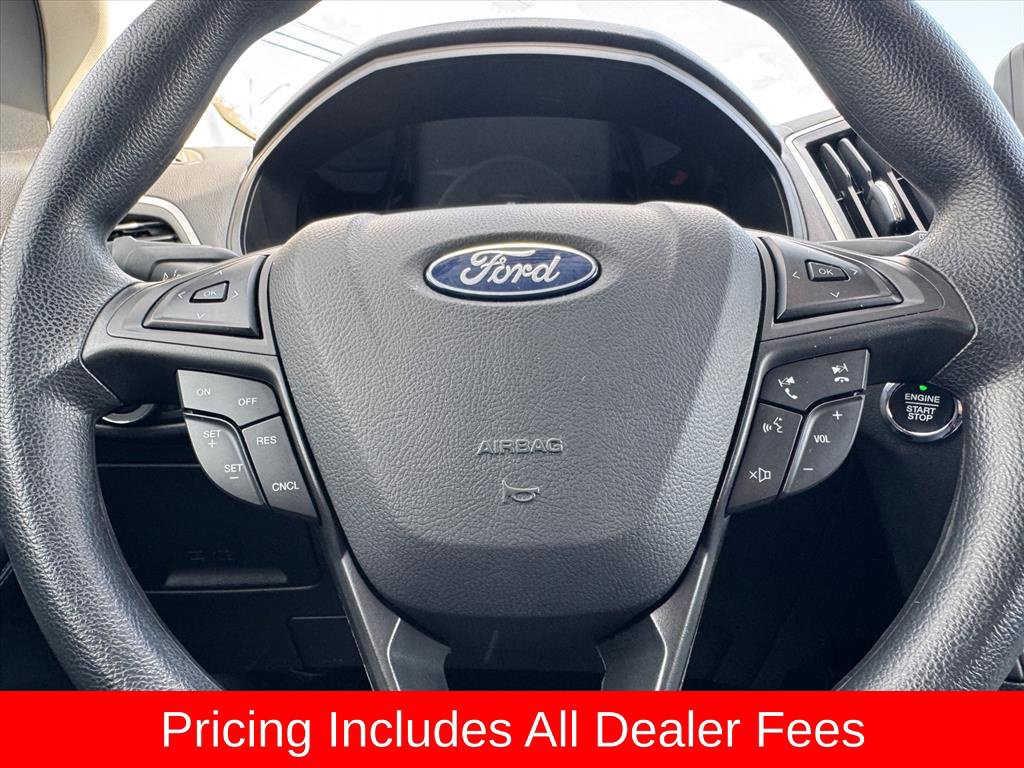 Used 2024 Ford Edge SE w/ Black Appearance Package AWD/4WD image 16