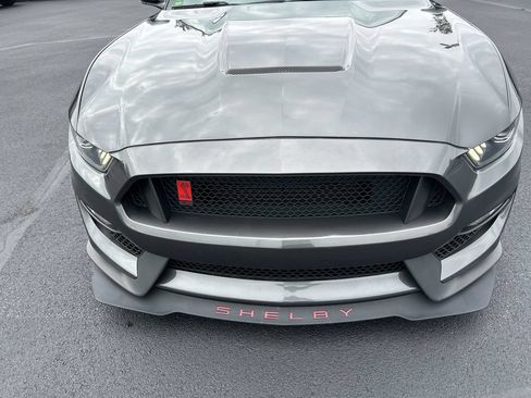 Used 2018 Ford Mustang Shelby GT350R w/ GT350R Equipment Group 920A RWD image 16