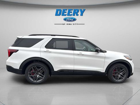 New 2026 Ford Explorer ST w/ Sun And Sound Package image 16