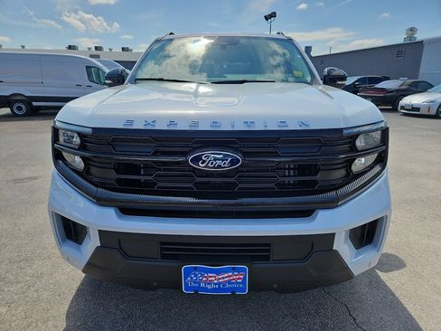 New 2026 Ford Expedition Active RWD image 3