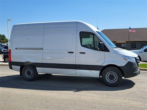 New 2025 Mercedes-Benz Sprinter 2500 image 36